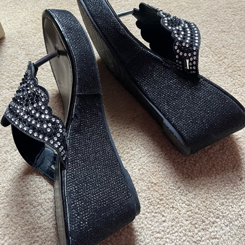DODO Black Beaded Women's Wedge Sandals size 7.5 - Picture 3 of 7